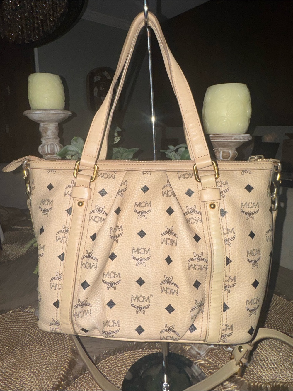 MCM Beige Logo Shoulder Bag with Gold Hardware in EUC - Picture 2 of 7